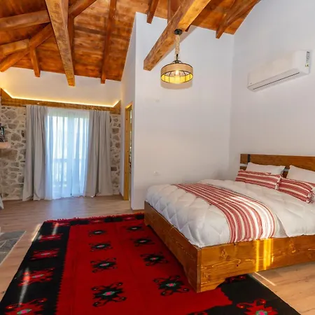 Bujtina Hotel Rragam
